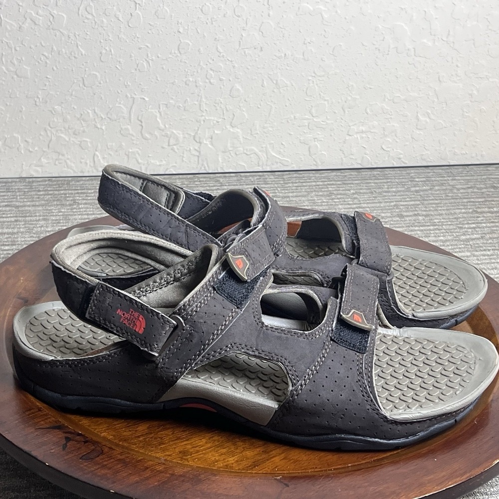The North Face El‎ Rio II Mens 11 BlackGrey Triple Strap Athletic Hiking Sandals